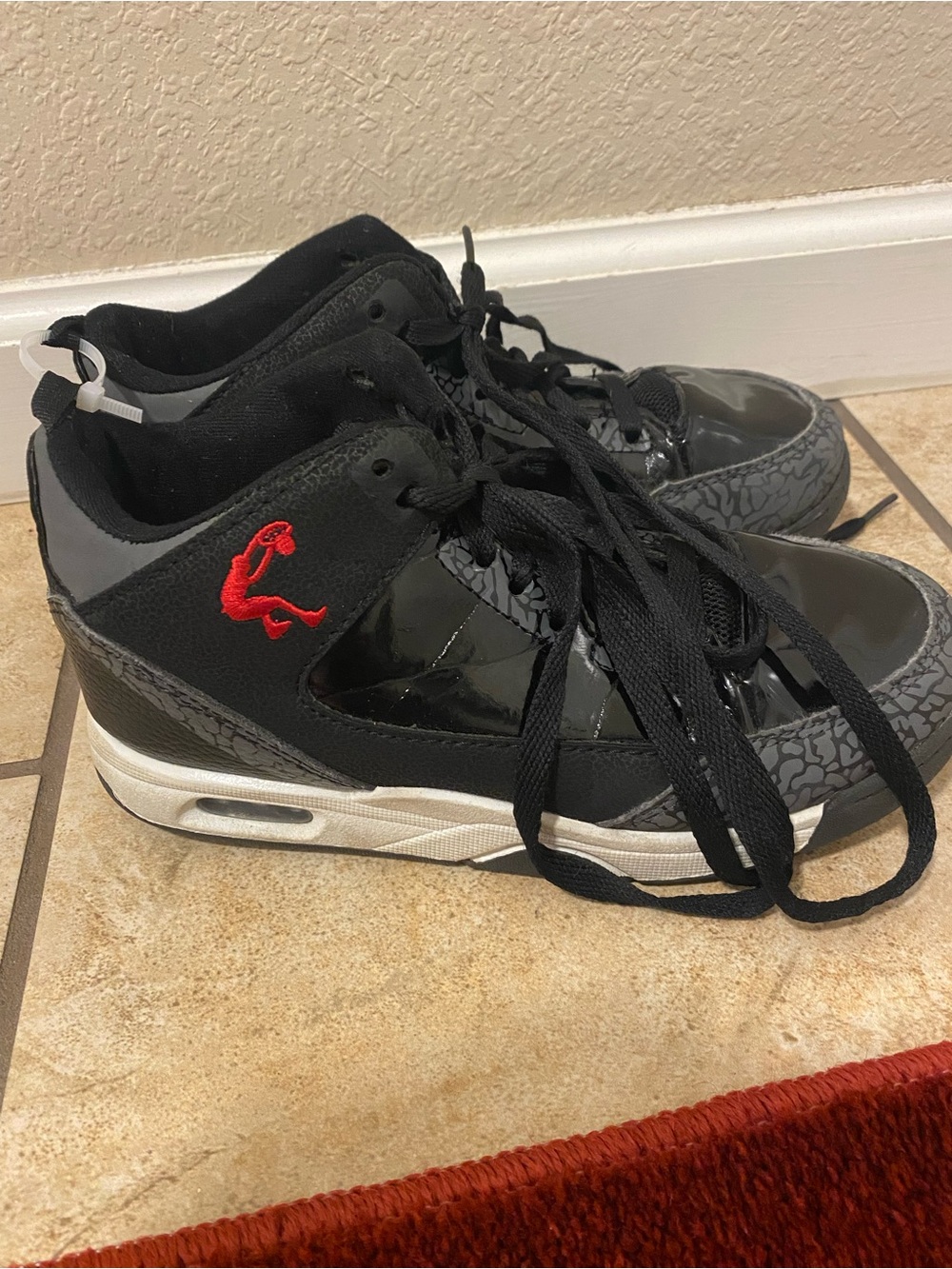 Shaq kids shoes